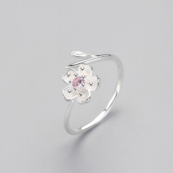 Silver Zircon Elegant Ring